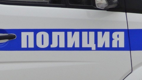 В Грачевском округе полицейские установили подозреваемого в вымогательстве денежных средств